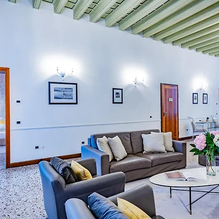 شقة Ca' Del Monastero 4 Collection Up To 8 Guests With Lift