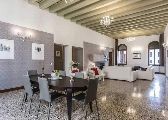 Ca' Del Monastero 4 Collection Up To 8 Guests With Lift דירה